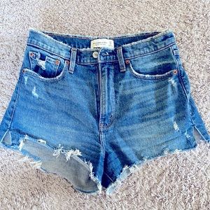Abercrombie- high rise mom shorts
